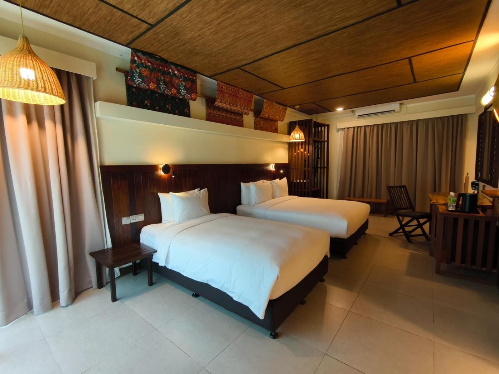 Borneo Beach & Mangrove Resort Tuaran Exterior foto
